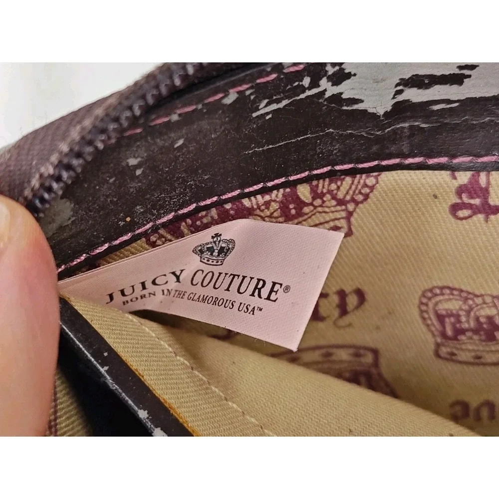 Juicy Couture Women's Pink crest Soft velour wallet Folding Credit Card‎ Money